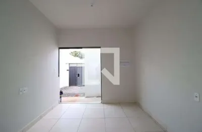 Casa para aluguel - jardim holanda, 2 quartos,  83 m² - uberlândia