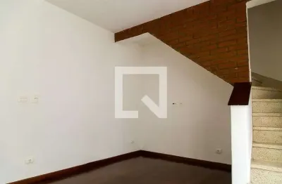 Casa com 2 quartos para alugar na Rua Manoel Pinto Madureira, Saúde, São Paulo