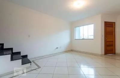 Casa com 3 quartos para alugar na Rua Brigadeiro Brito Delamare, Artur Alvim, São Paulo