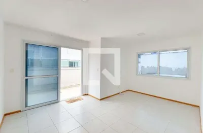 Cobertura com 2 quartos para alugar na Rua Domingues de Sá, Icaraí, Niterói