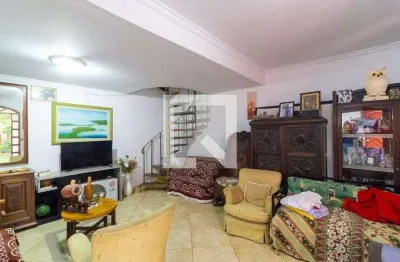 Casa com 3 quartos para alugar na Rua João Álvares Soares, Campo Belo, São Paulo