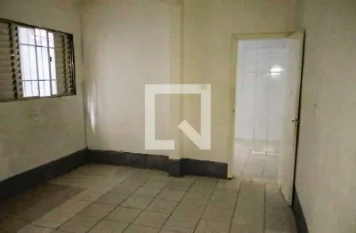Casa com 1 quarto para alugar na Rua Silvestre Lourenço da Silva, Vila Yolanda, Osasco