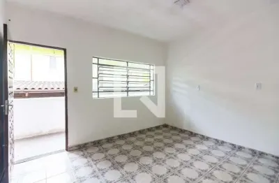 Casa com 2 quartos para alugar na Rua João Guimarães Rosa, Veloso, Osasco