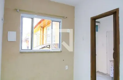 Casa com 1 quarto para alugar na Rua Getúlio, Méier, Rio de Janeiro