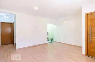 Casa com 3 quartos para alugar na Rua Amélia Almeida Lucas, Vila Roque, São Paulo