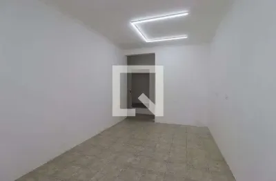 Casa com 3 quartos para alugar na Rua Princesa Isabel, Jardim, Santo André