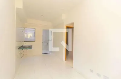 Casa com 2 quartos para alugar na Rua Castelo do Piauí, Itaquera, São Paulo