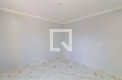 Casa com 2 quartos para alugar na Rua Marim dos Caetés, Vila Jacuí, São Paulo