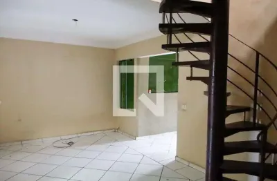 Casa com 4 quartos para alugar na Rua Giuseppe Sacco, Bandeiras, Osasco