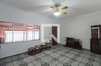 Casa com 1 quarto para alugar na Rua Catarina Stach, Vila Ema, São Paulo