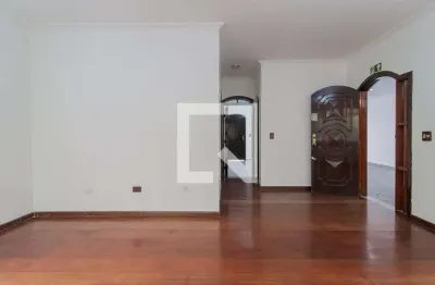 Casa com 3 quartos para alugar na Rua Rio Grande da Serra, Jardim Haydee, Mauá
