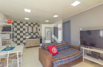 Casa com 2 quartos para alugar na Rua Recife, Mathias Velho, Canoas