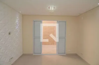 Casa com 2 quartos para alugar na Rua Aparecido Carlos Ferreira Correa, Sapopemba, São Paulo