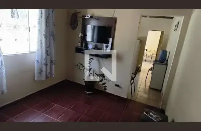 Casa com 1 quarto para alugar na Avenida Dona Delfina Borges, Jacutinga, Mesquita