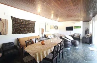 Casa com 1 quarto para alugar na Rua Leningrado, Interlagos, São Paulo