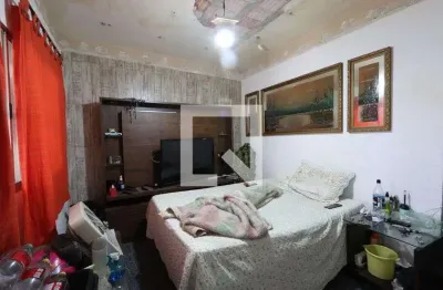 Casa com 2 quartos para alugar na Rua Catharina Benites Sanches, Aricanduva, São Paulo