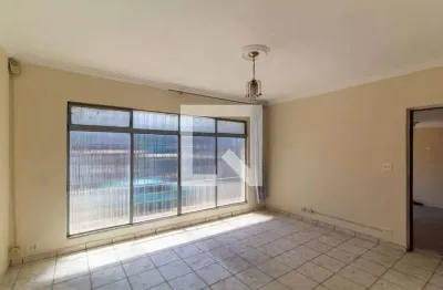 Casa com 3 quartos para alugar na Rua Antônio Ferraciolli, Aricanduva, São Paulo
