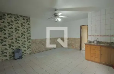 Casa com 2 quartos para alugar na Rua Paracatu, Igara, Canoas