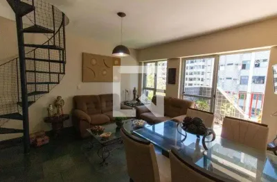 Cobertura com 3 quartos para alugar na Rua Fagundes Varela, Ingá, Niterói