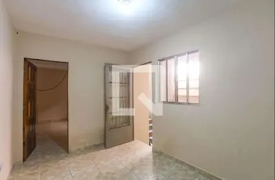 Casa com 3 quartos para alugar na Rua França, Canhema, Diadema