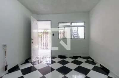Casa com 2 quartos para alugar na Rua José Miguel Ackel - Penha, Vila Ré, São Paulo