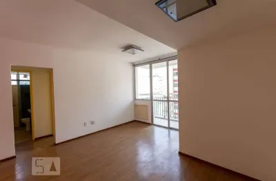 Apartamento com 2 quartos para alugar na Rua Tiradentes, Ingá, Niterói