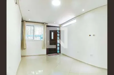 Casa com 3 quartos para alugar na Rua Camilo, Vila Romana, São Paulo