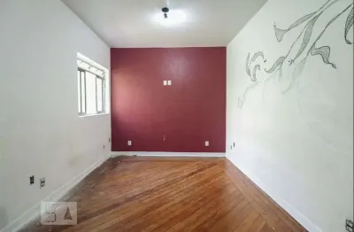 Casa com 2 quartos para alugar na Rua Hipódromo, Mooca, São Paulo