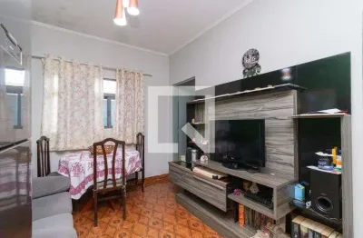 Casa com 2 quartos para alugar na Rua Rocha Fraga, Cangaíba, São Paulo