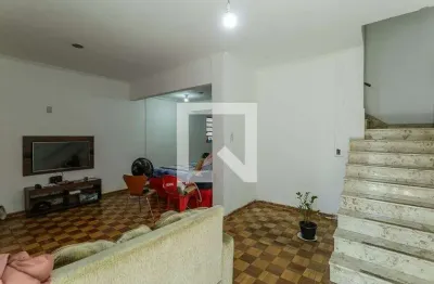 Casa com 3 quartos para alugar na Rua Maria Rosa, Itaim Bibi, São Paulo