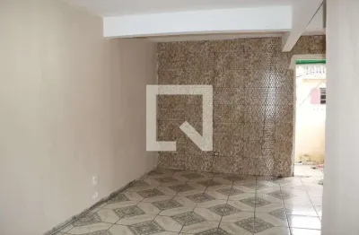 Casa com 2 quartos para alugar na Rua Amador Antônio dos Passos, Centro, Cotia