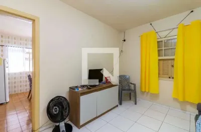 Casa com 1 quarto para alugar na Rua Clara Camarão, Santana, São Paulo