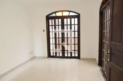 Casa com 1 quarto para alugar na Rua Luís de Almeida Carvalho, Centro, Embu das Artes