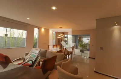 Casa com 4 quartos para alugar na Rua Horácio Soares de Oliveira, Malota, Jundiaí