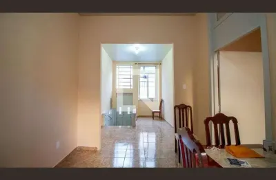 Casa com 2 quartos para alugar na Rua São Vicente, Tijuca, Rio de Janeiro