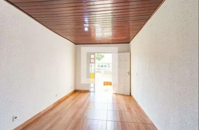 Casa com 2 quartos para alugar na Rua Amadeu Amaral, Harmonia, Canoas