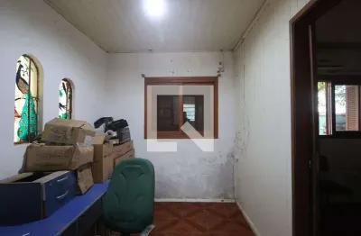 Casa com 4 quartos para alugar na Rua Martins Filho, Niterói, Canoas