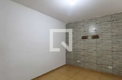 Casa com 2 quartos para alugar na Rua Germino Gomes da Silva, Sapopemba, São Paulo