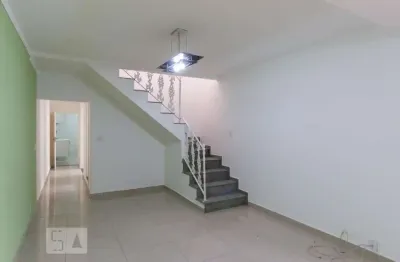 Casa com 4 quartos para alugar na Rua Altinópolis, Água Fria, São Paulo