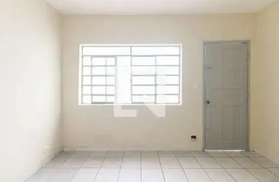 Casa com 2 quartos para alugar na Travessa Luís Defraia, Vila Carrão, São Paulo