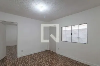 Casa com 2 quartos para alugar na Rua Juan Vásquez, Sapopemba, São Paulo