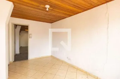 Casa com 4 quartos para alugar na Rua Bartolomé Carducho, Butantã, São Paulo