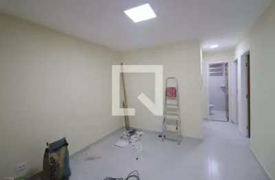 Casa com 3 quartos para alugar na Rua Fernando Ananias Cardoso, Bandeiras, Osasco