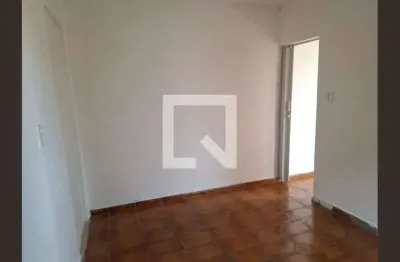Casa com 2 quartos para alugar na Rua Firmiano Cardoso, Cangaíba, São Paulo
