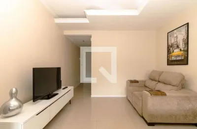 Kitnet / stúdio para aluguel - cidade baixa, 1 quarto,  38 m² - porto alegre