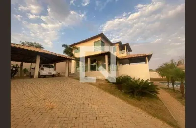 Casa com 5 quartos para alugar na Rua ÔNix, Várzea, Lagoa Santa