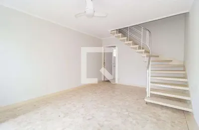 Casa com 2 quartos para alugar na Travessa Maria Nazaré Listo, Brás, São Paulo