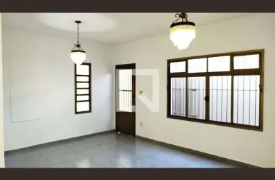 Casa com 3 quartos para alugar na Rua Coronel Marques, Vila Carrão, São Paulo