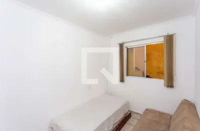 Casa com 1 quarto para alugar na Rua Lima Barreto, Campanário, Diadema