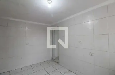 Casa com 1 quarto para alugar na Rua Bucuituba, Vila Ema, São Paulo